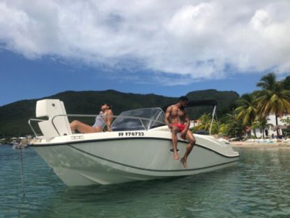 Location Bateau à moteur Quicksilver Sundeck 675 Fort-de-France