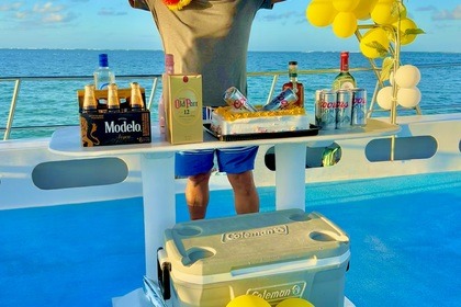 Motor Catamaran 2025 Sport Edition