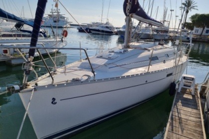 Rental Sailboat Beneteau Oceanis Clipper 311 Saint-Cyprien