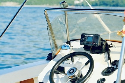 Summer Wine Speedboat