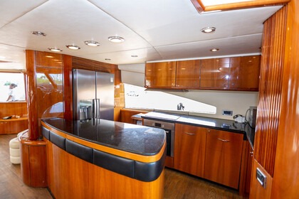 Book Now! Luxurious Sunseeker 82 Ft for Rent in Cartagena, Colombia.