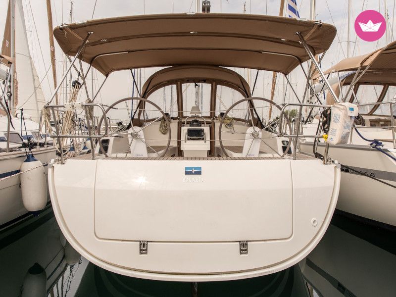 Bavaria 37 Cruiser in Athens for hire