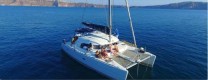 Charter Catamaran Lagoon Lagoon 380 Santorini
