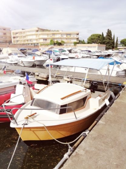 Location Bateau à moteur Octoboom 420 Sans Permis Mandelieu-la-Napoule