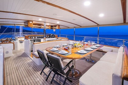 Elegant renovated Gulet for 21 people