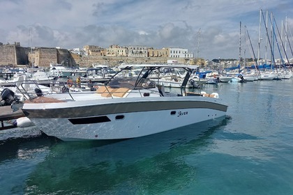 Charter Motorboat Saver Saver 330 wa Otranto