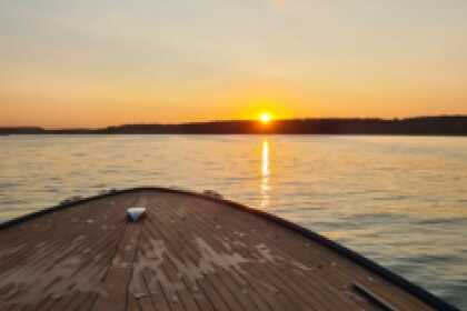 Rental Motorboat Frauscher Fantom 858 Augustow