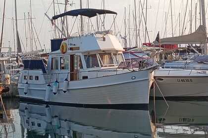 Noleggio Barca a motore Grand Banks 36 Punta Ala