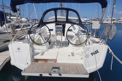 Hire Sailboat JEANNEAU SUN ODYSSEY 349 Drage, Pakoštane