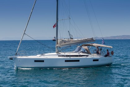 Miete Segelboot Jeanneau Sun Odyssey 440  Alimos