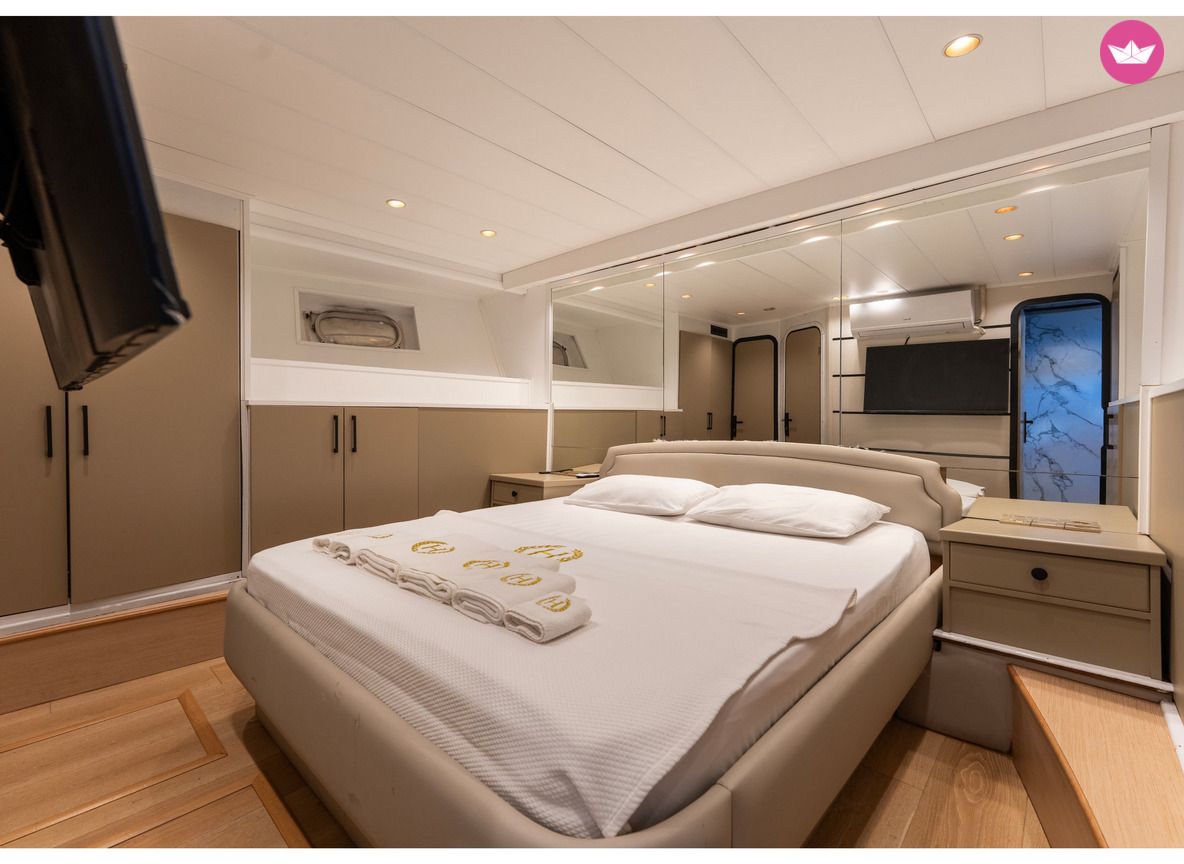 Yacht 2010 Falcon86s 800cv 6