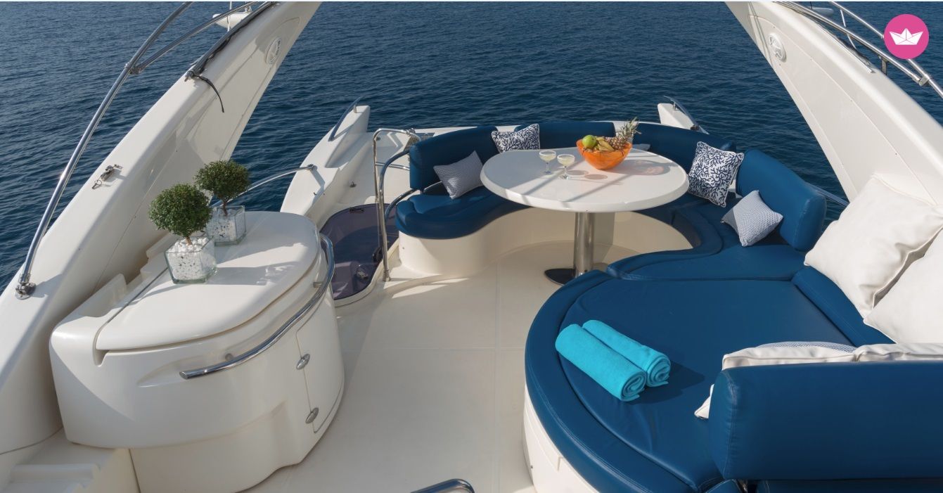 Rental motorboat in Athens  