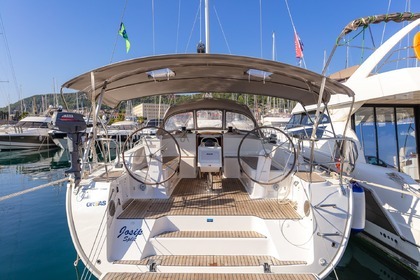 Парусник Бавария Крейсер 46