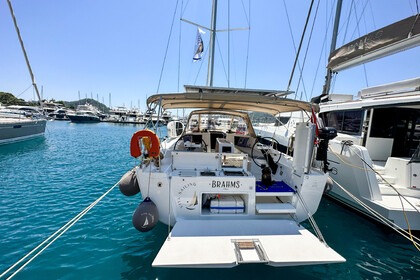 Hire Sailboat  Dufour 430 Göcek