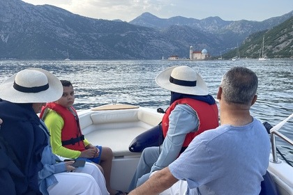 Summer Wine Speedboat