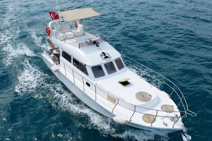 Charter Motor yacht manu 2020 Side