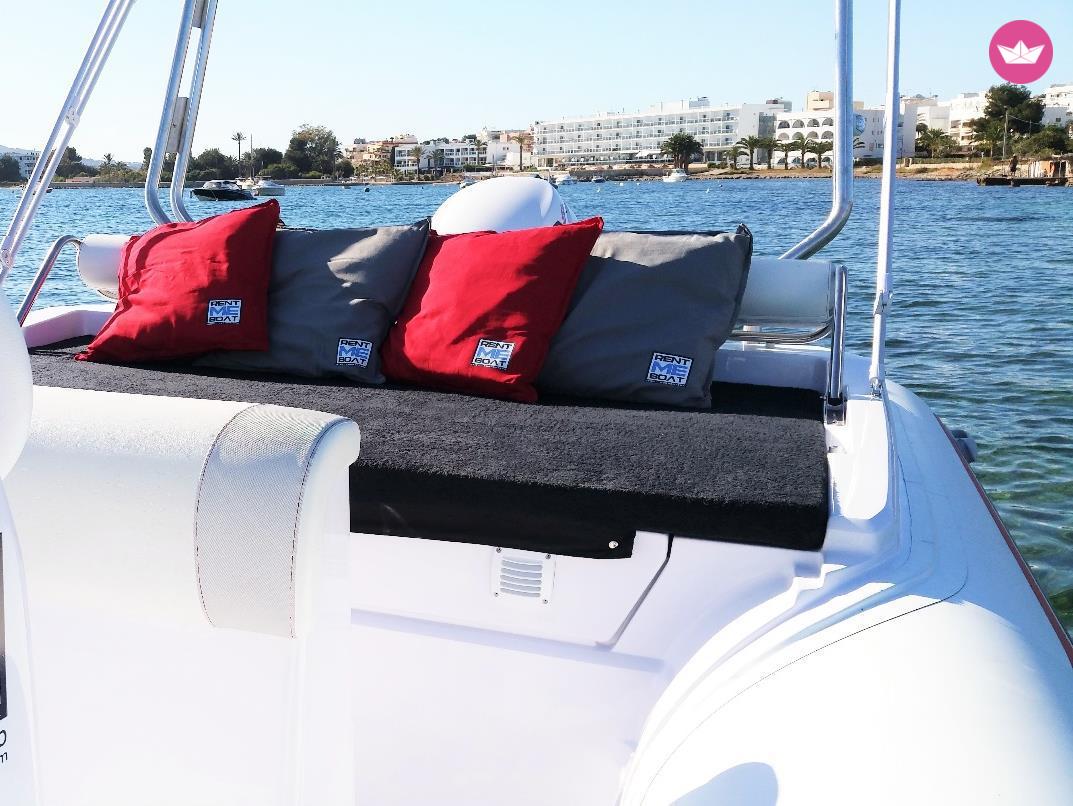 Selva Marine 650 Ds in Ibiza for hire