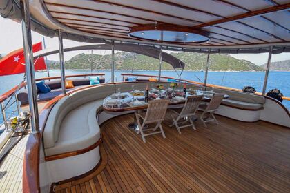 Аренда Гулеты с 6 Каютами в Мармарисе