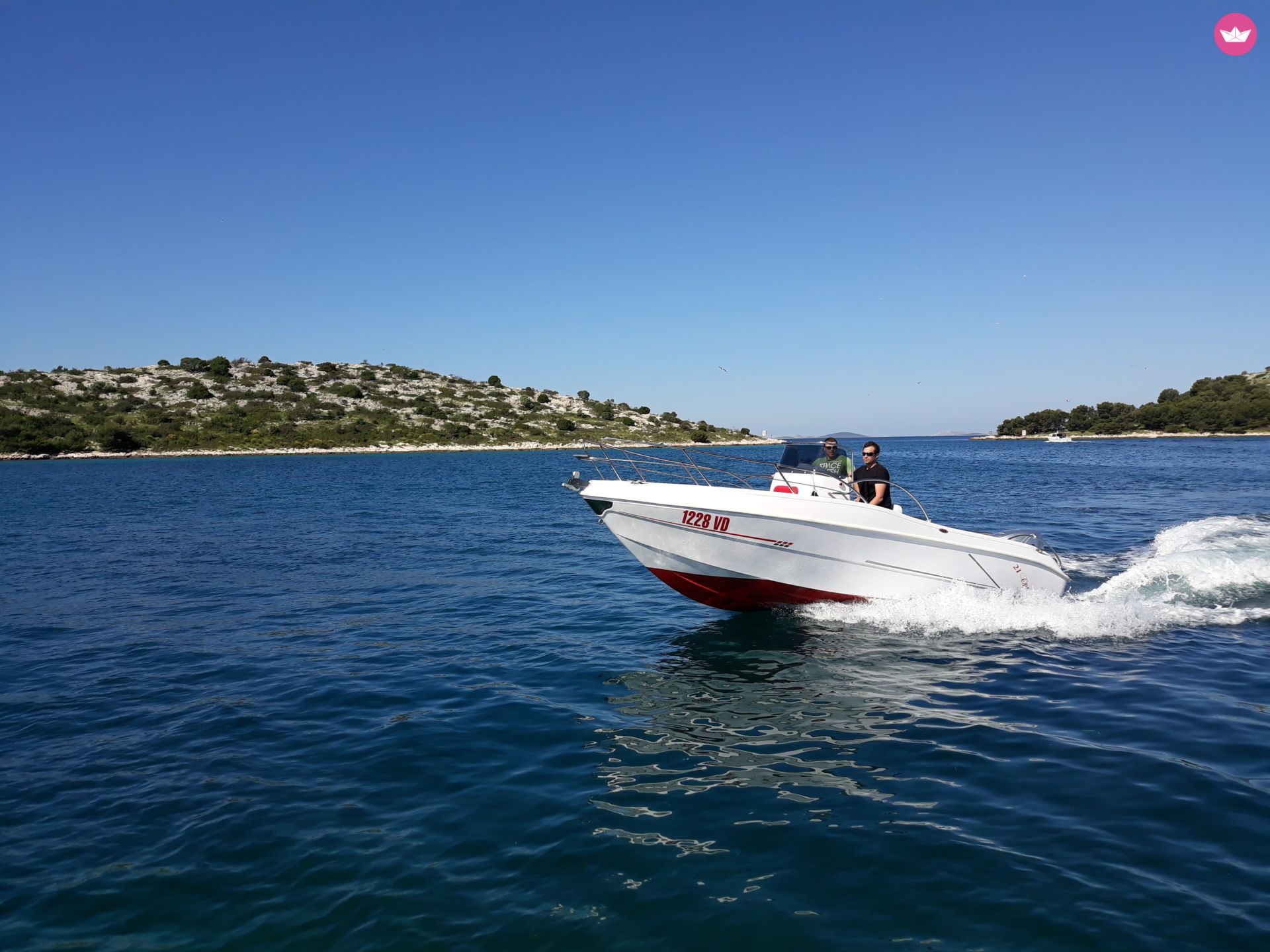 Charter motorboat in Vodice  