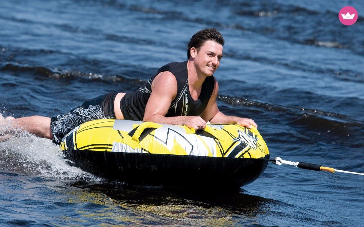 Charter motorboat in Barcelona  