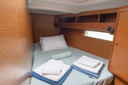Location Voilier JEANNEAU SUN ODYSSEY 479 Alimos