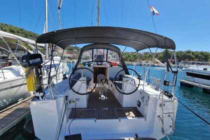 Noleggio Barca a vela Scandinavia Yachts Scandinavia 35 Zaravecchia
