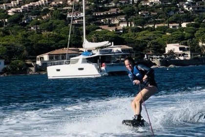 Location Catamaran Fountaine Pajot Saba 50 Cannes