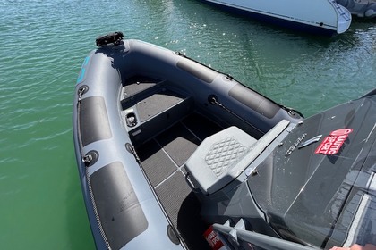 Noleggio Barca a motore HIGHFIELD HIGHFIELD 660 La Trinité-sur-Mer