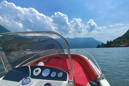 Explore Lake Como in Style – Trimarchi Boat for 7, No License Needed!