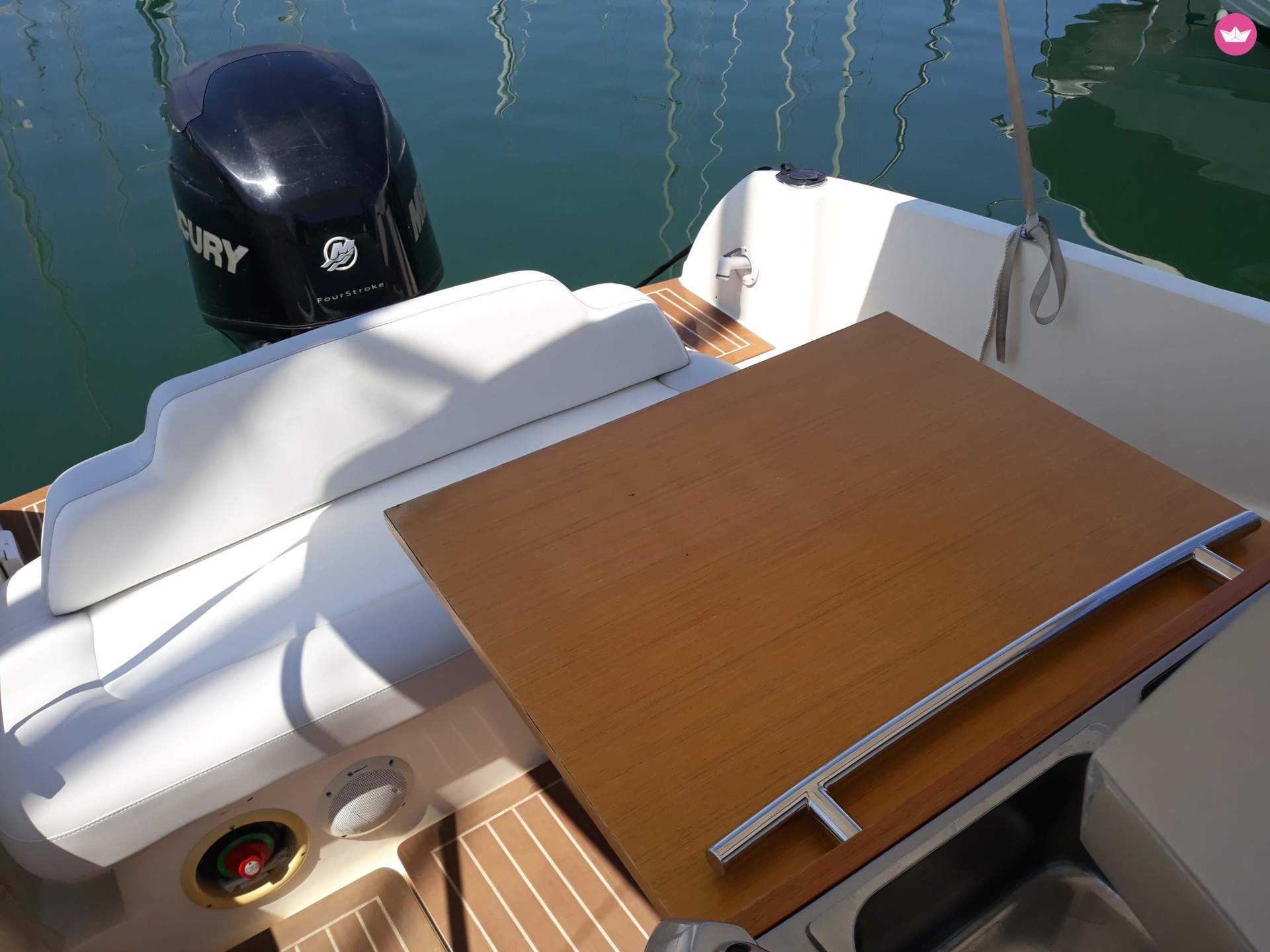 Location Bateau à moteur Salpa 20 Gt Antibes