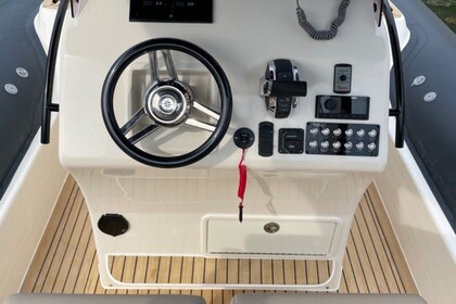 Location Semi-rigide Black  Grimaud