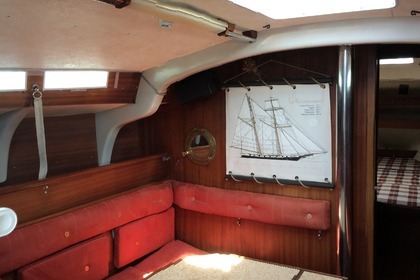 Voilier Jeanneau Gin Fizz super équipé croisière hauturière