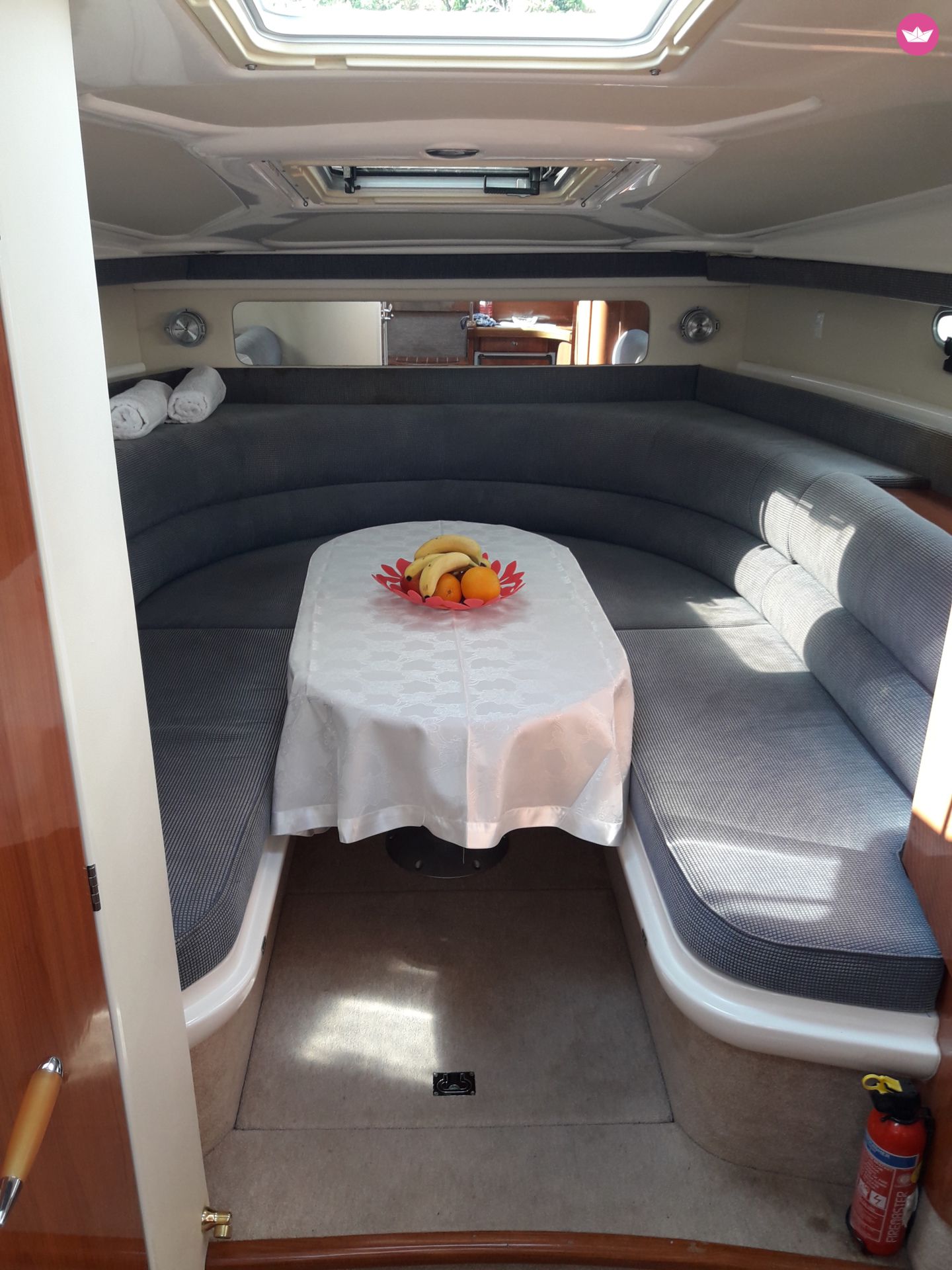 Sealine 28 in Split for hire