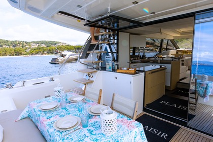 Verhuur Motorboot PRESTIGE YACHT 630 S Saint-Raphaël