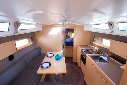 Oceanis 38.1 - FREEDOM