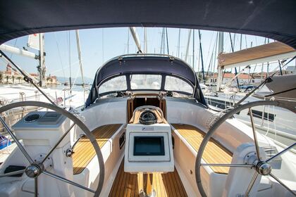 Hire Sailboat BAVARIA CRUISER 34 Dubrovnik
