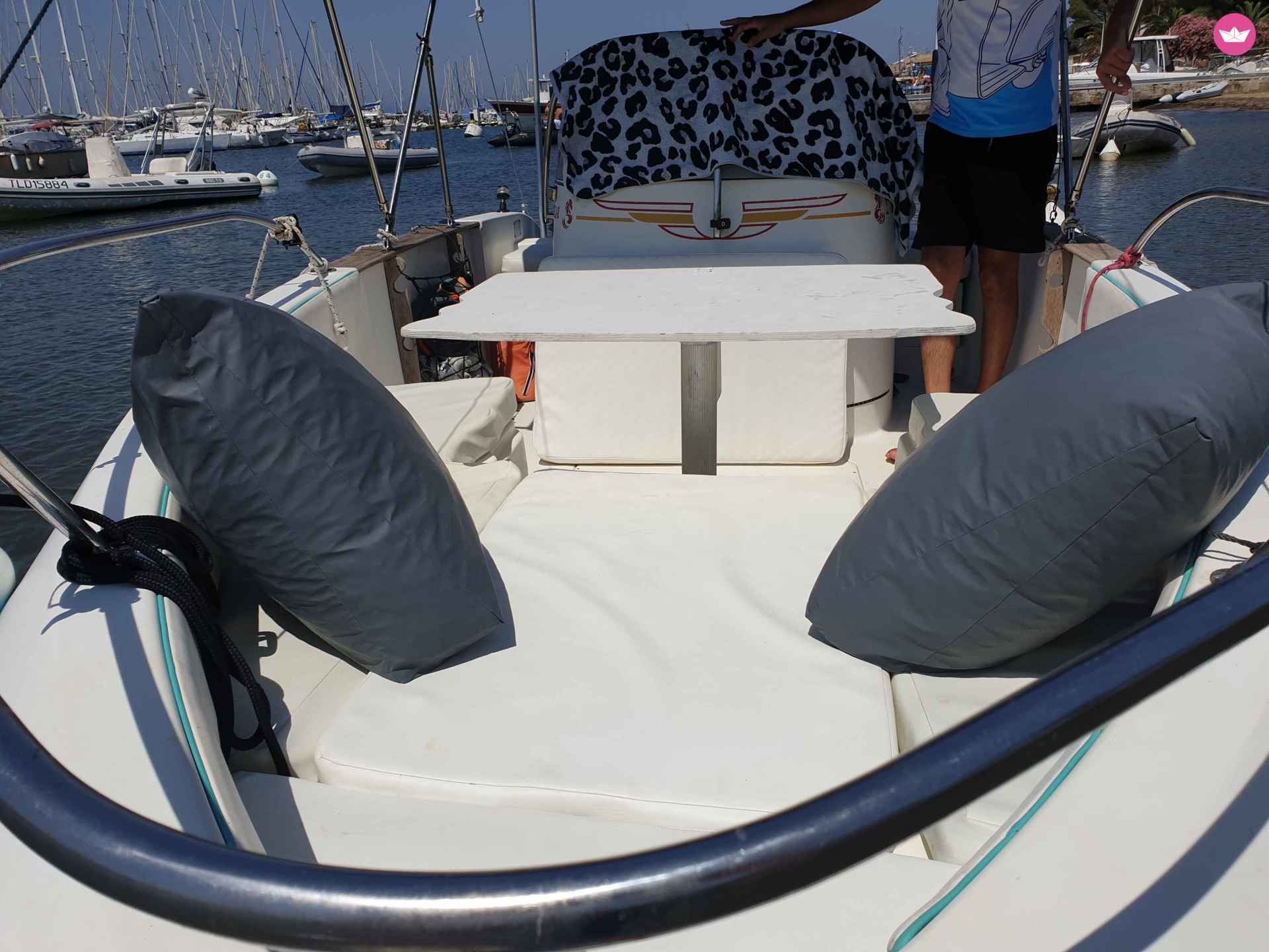 Rental Motorboat Beneteau Beneteau Flyer 6M 150  Efi 2019 Hyères