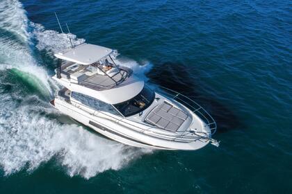 Charter Motorboat Prestige 460 FLY Castellammare di Stabia