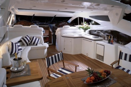 Alquiler Yate a motor Tiger Sunseeker Predator 68 Terracina
