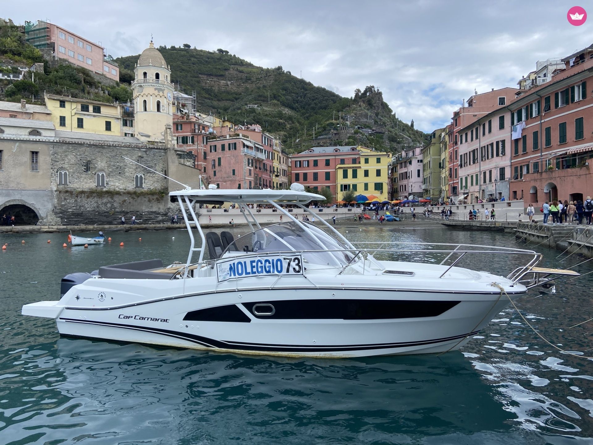 Bateau à moteur Jeanneau CAP CAMARAT 9 WA (Tour 5 Terre) 450cv 5