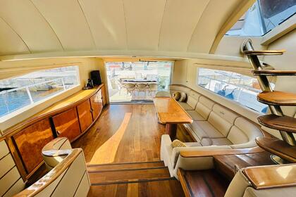 Private Luxury Motoryacht in Istanbul