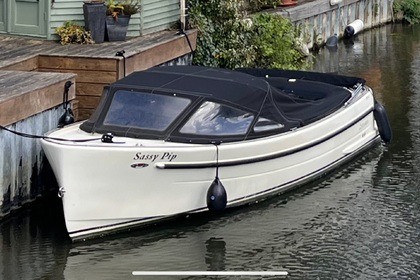 Hire Motorboat Antaris Fifty5 Marlow