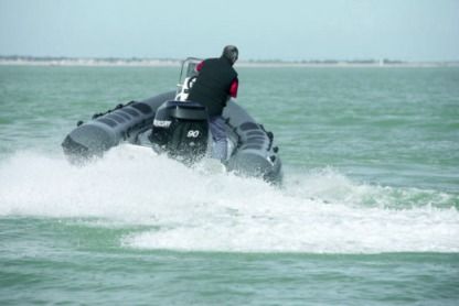 Location Semi-rigide Valiant 570 Dr Trégastel