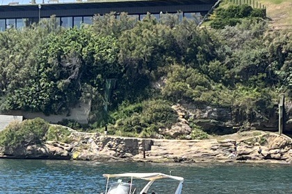 Hyra båt RIB-båt Capelli tempest 850 Vieux-Port