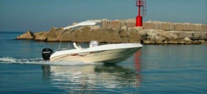 Charter Motorboat Marin 19 Gaios