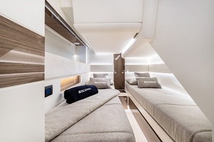 Private luxury cruise - 50ft yacht