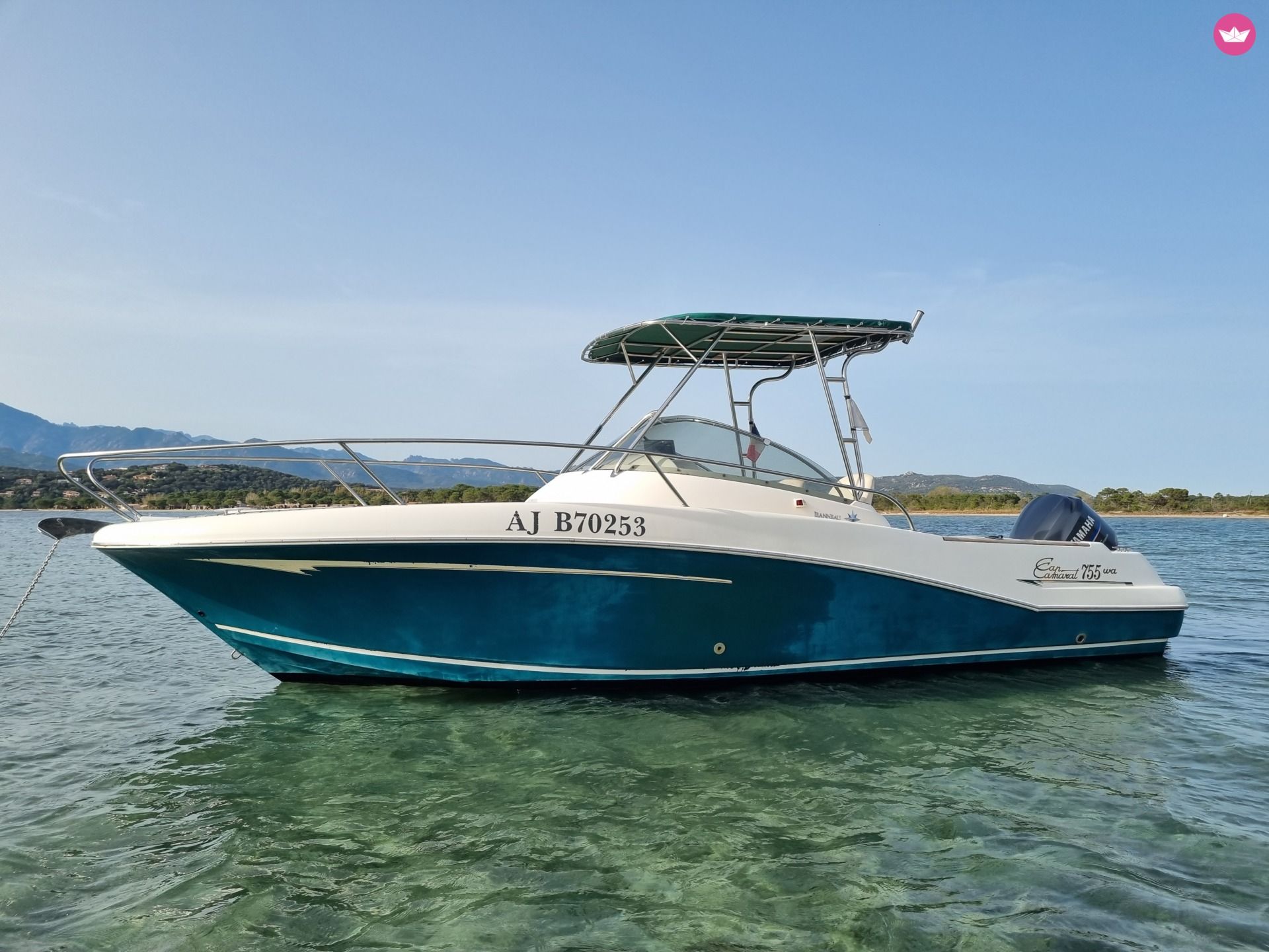 Bateau à moteur Jeanneau cap camarat 225cv 4