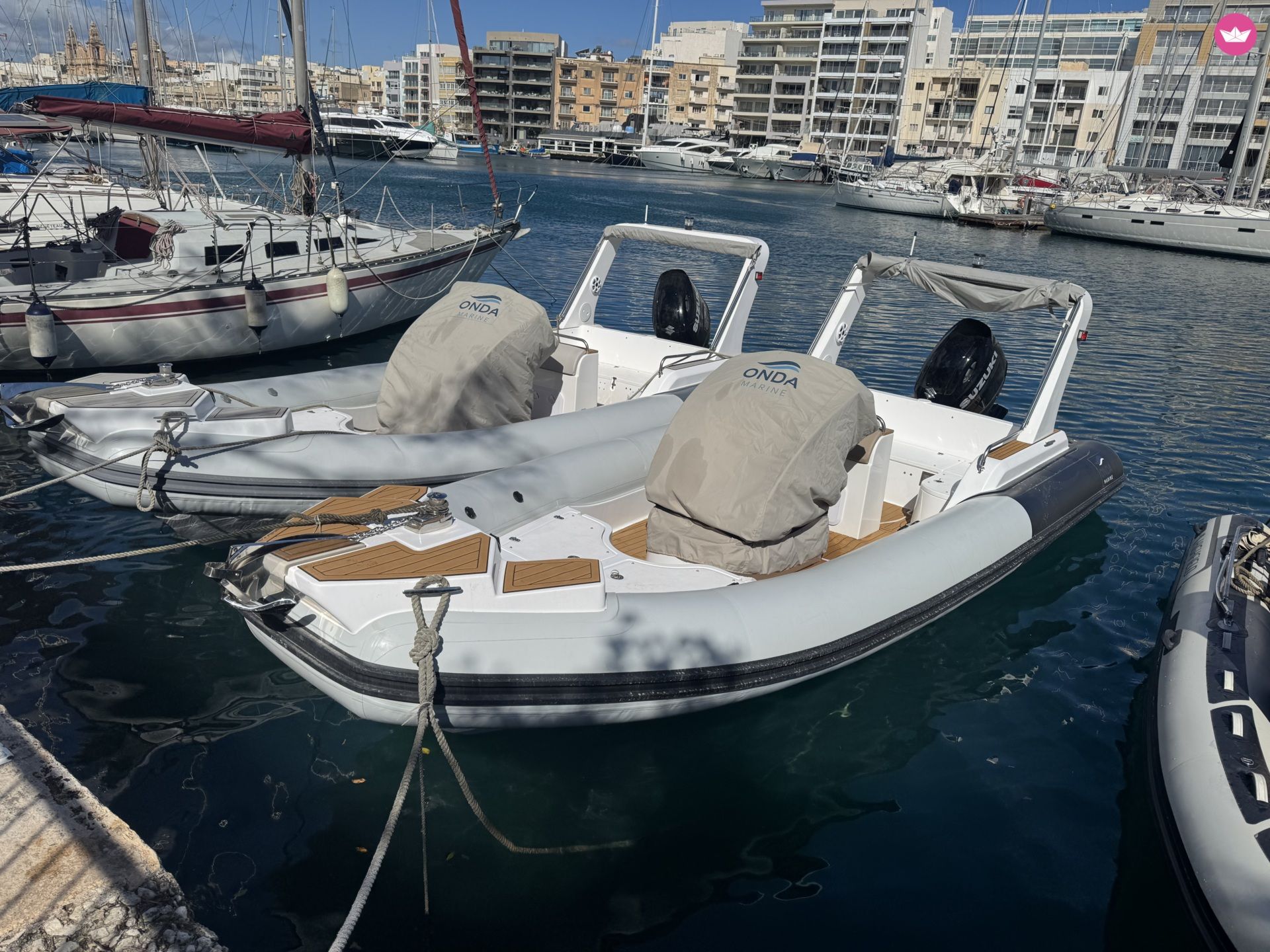Semi-rigide Onda marine 700 200cv 2