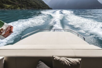 Cranchi M44 HT, the clever cruising