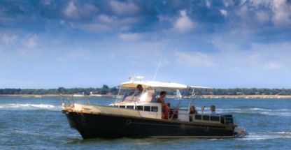 Location Bateau à moteur Beacher V 10.2 Bullite Arcachon